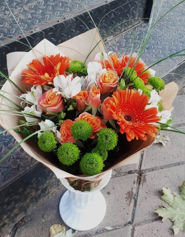 Букет цветов из: Герберы, Хризантемы, Альстромерии и Розы в Любиме