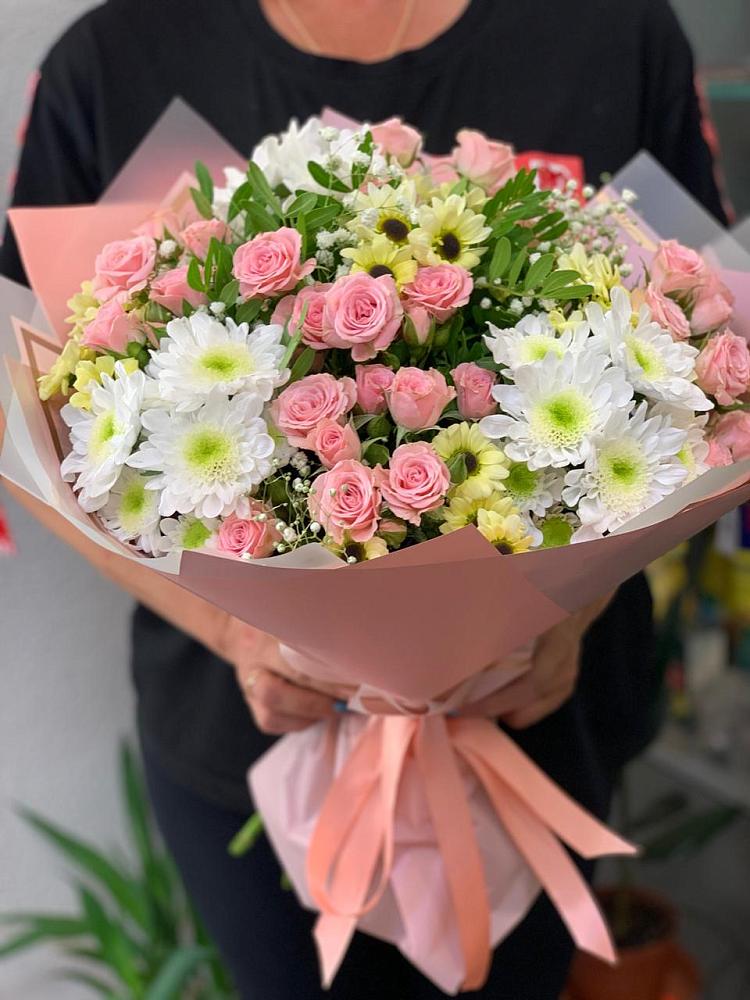 Букет цветов из: Розы и Хризантемы в Любиме