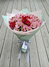 Букет цветов из:  Альстромерии в Любиме