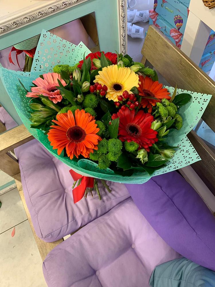 Букет цветов из: Герберы, Хризантемы и Альстромерии в Любиме