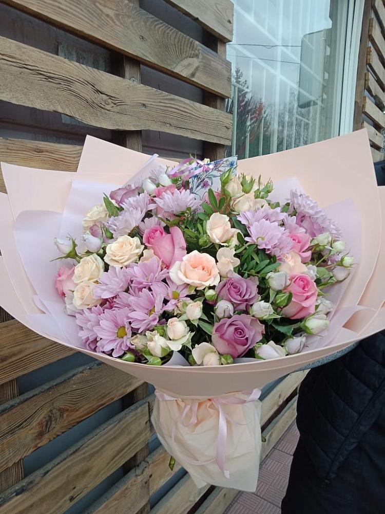 Букет цветов из: Розы и Хризантемы в Любиме