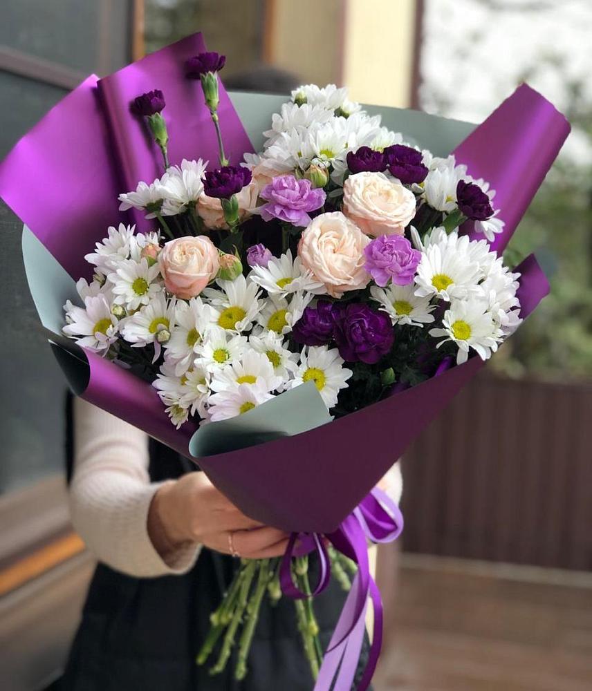 Букет цветов из: Хризантемы, Гвоздики и Розы в Любиме