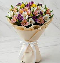 Букет цветов из:  Альстромерии в Любиме